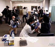 일본, 나흘 연속 코로나19 신규 확진자 2000명대 유지