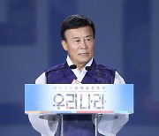 김원웅, 친일 파묘법 이어 "친일비호 정치인 명단 발표할 것"