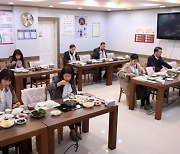 '짬뽕·라면·치킨·김밥·햄버거'..외식물가 급상승에 가계부담↑