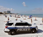 플로리다 졸업파티 총격, 3명 사망..경찰 "주말마다 반복"