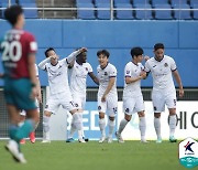 '김경중 결승골' 안양, 대전 2-1 꺾고 K리그 2 2위 등극 [오!쎈 현장]