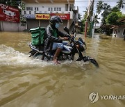 SRI LANKA WEATHER FLOOD