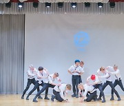 TO1(티오원), 팬사인회 개최.."기쁘고 의미 있는 시간"