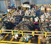 [인천] 소래포구 어선들, 3년간 115톤 해양쓰레기 수거
