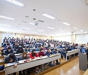경희대 글로벌미래교육원, 평생학습시대 발맞춘 만학도 위한 경영학과정 운영