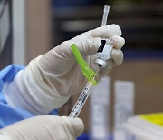 Korea mistakenly registers ineligible people for COVID-19 vaccine