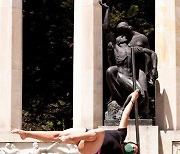 COLOMBIA POLE DANCE