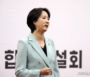 "文, 천안함 침몰이라더니..민주당 前대변인은 수장 막말"