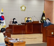 "울산중구청 공로연수제, 전체 공무원 인사불이익 초래"