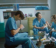[공식] '슬기로운 의사생활2' 넷플릭스 통해 전세계 공개