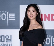 김혜윤 '오프숄더로 섹시하게'[★포토]