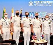 부석종 해군참모총장, 파파로 미태평양함대사령관 접견