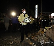 이낙연, 광주 철거건물 붕괴 현장서 헌화