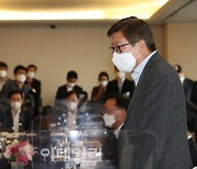 [포토] 엑스포유치 간담회 인사말하는 박형준 부산시장