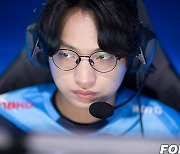 [포토] LCK 경기 나서는 아프리카 프릭스 '플라이' 송용준