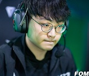 [포토] LCK 경기 준비 중인 담원 기아 '쇼메이커' 허수