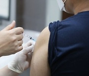 "빨리 맞길 잘했다"..30대 민방위 기자 '얀센 백신' 접종기