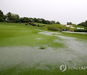 SK텔레콤오픈, 폭우로 경기 지연