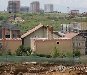 KOSOVO ECONOMY CONSTRUCTION