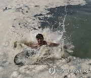 TURKEY GLOBAL WARMING SEA SNOT