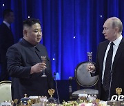 북한 김정은, 러시아에 축전.."독립기념일 축하"