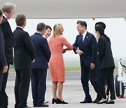 靑 "G7 정상회의 참석, 선진국 반열 올랐다는 의미"
