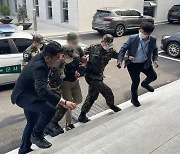 "없던 일로 하면 안되나" 성추행 피해 부사관 회유 상관 구속
