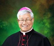 한국인 첫 교황청 장관, 유흥식 주교는