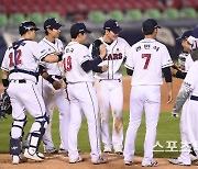 '최용제 결승타' 두산, LG와 연장 혈투 끝에 8-3 승