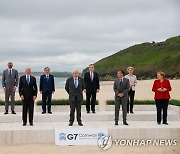 존슨 총리 "팬데믹 교훈 얻어야"..G7, 백신 10억회분 기부