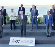 英서 모인 글로벌 리더, 코로나 극복·기후변화 대응 논의 ['G7+4' 정상회담]