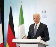 바이든-G7 "코로나19 기원 재조사, 中 협조해야"