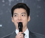 [포토] 김우빈 '스윗한 보이스'