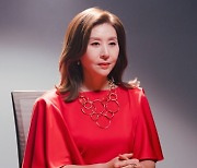 '빨강 구두' 최명길, 첫 스틸 공개..압도적 아우라 발산