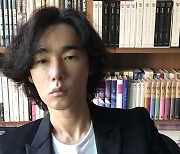 허지웅, 잔여백신 예약 팁 공개 "글자 읽지 말고 눌러라"