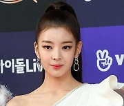 JYP 측 "있지 리아 학폭 의혹 관련 경찰에 재수사 요청할 것"(전문)[공식]