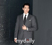 [MD포토] 김우빈 '사랑 받고 더 멋있어졌어요'