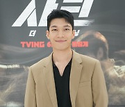 [MD포토] 위하준 '부드러운 미소로 인사'