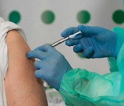 60세 미만 AZ 백신 사용 중단한 이탈리아서 교차 접종 혼란 가중