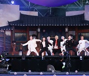 방탄소년단 'BTS 2021 MUSTER 소우주'..전 세계 아미와 특별한 축제 성료