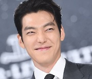 [ST포토] 김우빈 '여자친구 신민아와 닮은 미소'