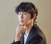 허지웅, 잔여백신 예약 팁 공개 "글자 읽지말고 빨리 눌러라"