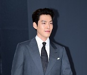 [T포토] 김우빈 '여전한 멋짐'