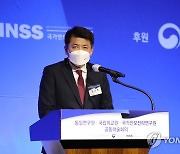 국립외교원장 "일, 한일회담 취소 결례..G7서 한국 부각에 심술"