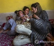 APTOPIX India Kashmir Transgenders Photo Gallery