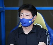 [K-인터뷰] 충남아산 박동혁 감독, "먼저 리드해서 승점 3점 꼭 따겠다"