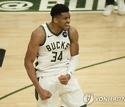 아데토쿤보, 3시즌 연속 올-NBA 팀..만장일치로 '퍼스트팀' 선정