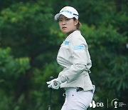 박민지, 한국여자오픈 2R서 공동 선두 '첫 메이저 우승 도전' [여자골프]