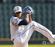미란다 7이닝 2실점·박세혁 역전 결승타..두산, kt 제압