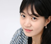 '다크홀' 이하은 "변종인간 CG·분장 多, 징그럽기도" [엑's 인터뷰①]